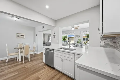 5711 NW 84th Terrace Tamarac FL 33321
