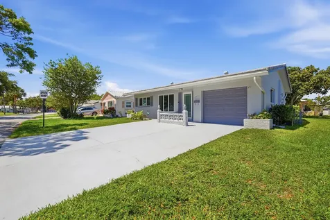 5711 NW 84th Terrace Tamarac FL 33321