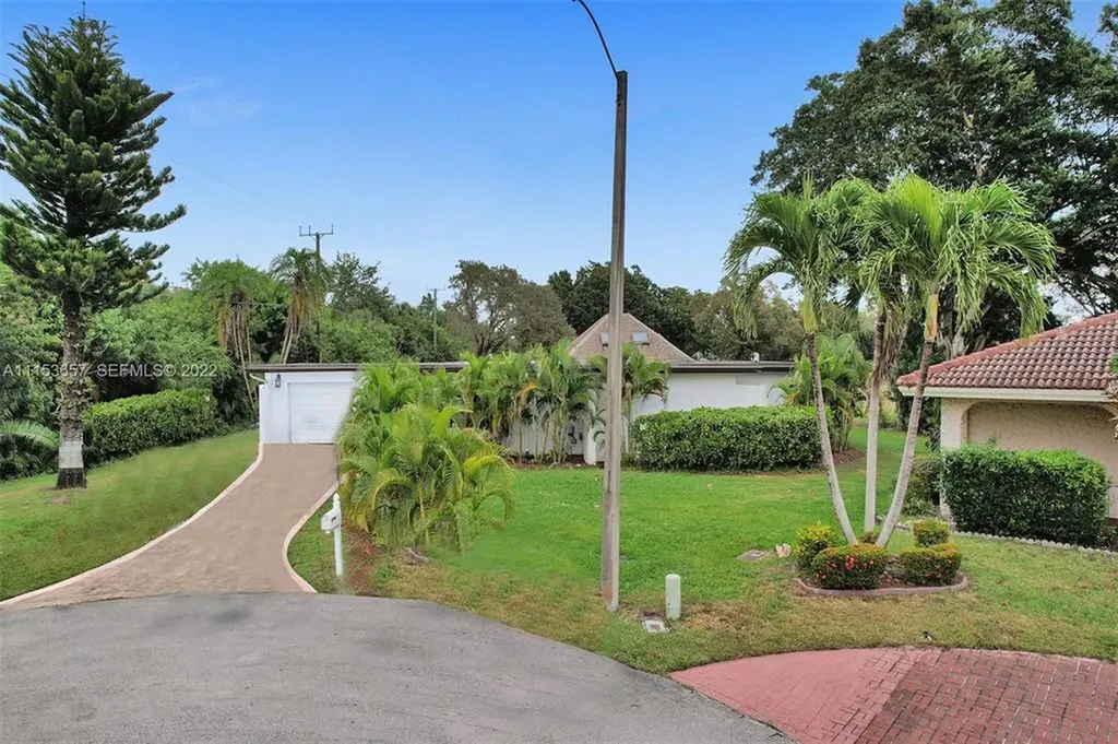 4808 Queen Palm Lane Tamarac FL 33319