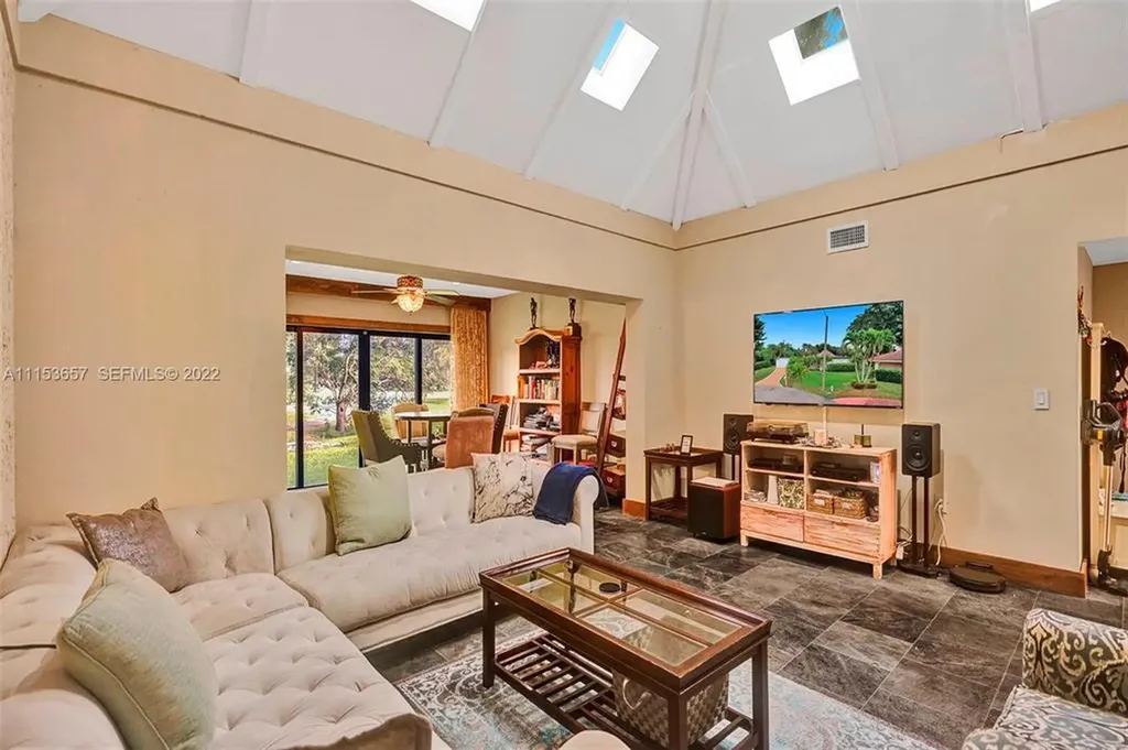 4808 Queen Palm Lane Tamarac FL 33319