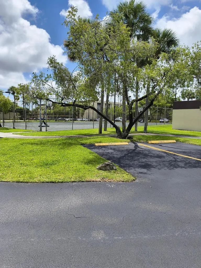3361 NW 47th Terrace Lauderdale Lakes FL 33319