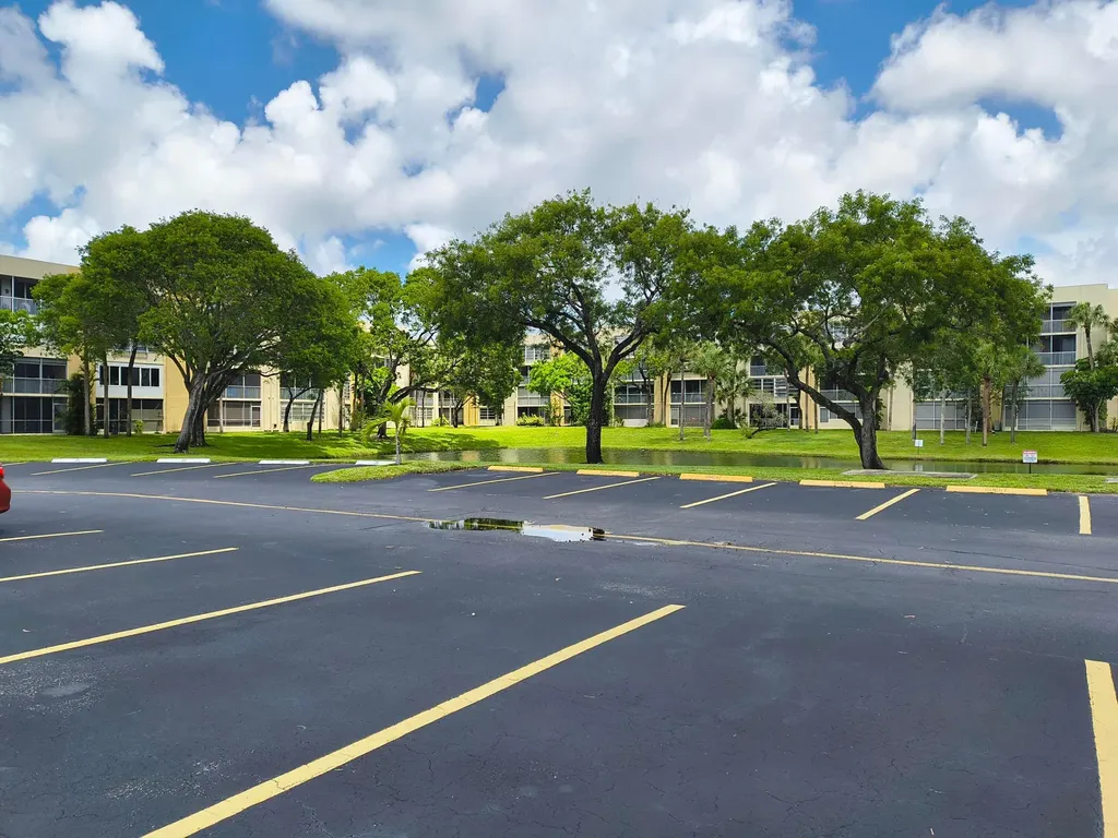 3361 NW 47th Terrace Lauderdale Lakes FL 33319