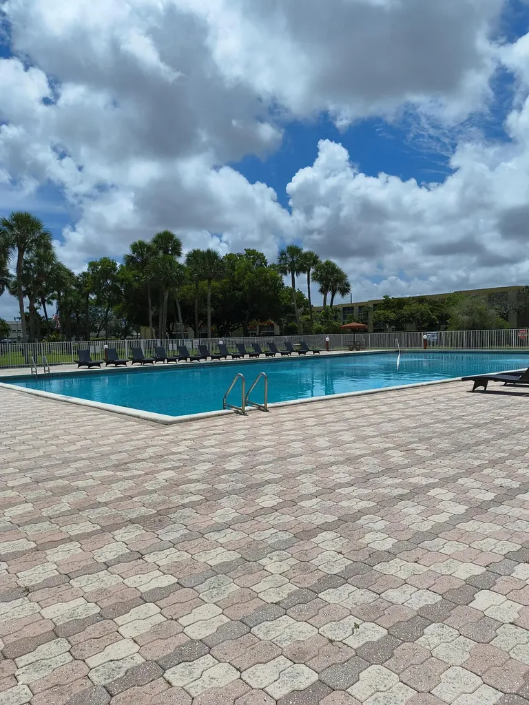 3361 NW 47th Terrace Lauderdale Lakes FL 33319