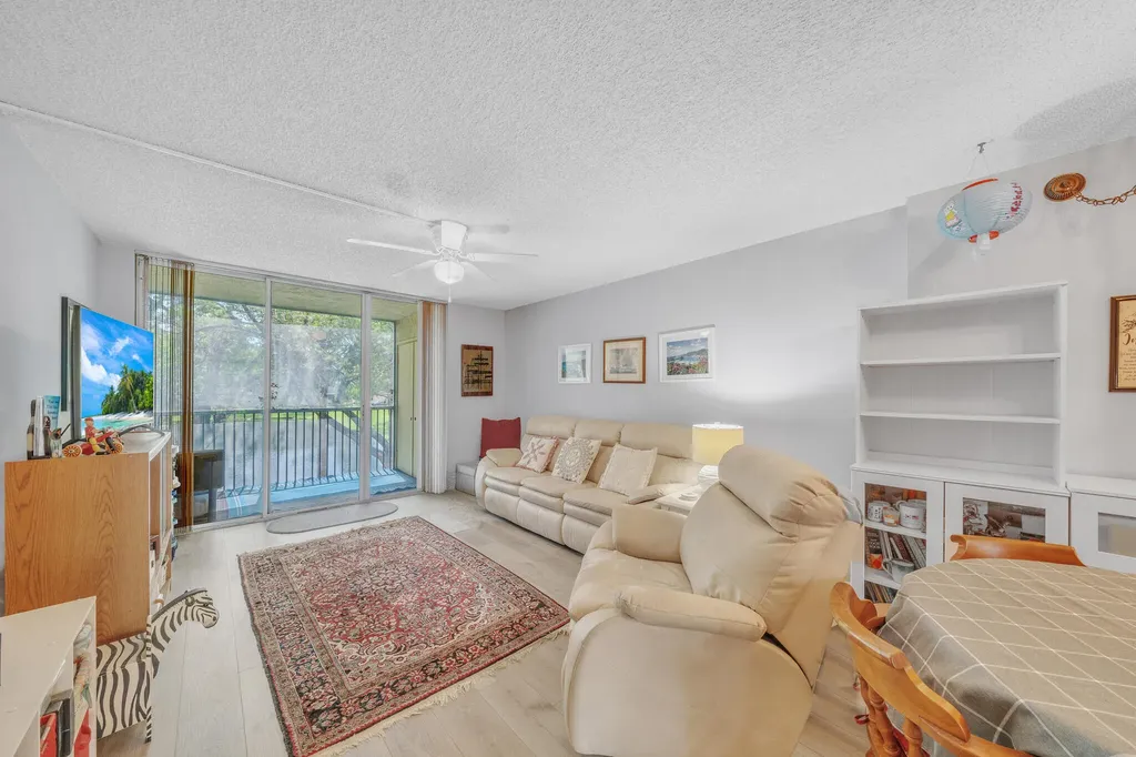 3361 NW 47th Terrace Lauderdale Lakes FL 33319