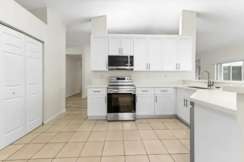 5606 NW 109th Way Coral Springs FL 33076