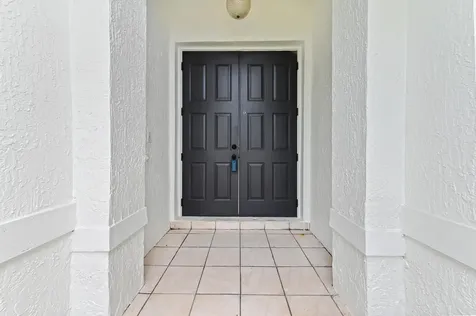 5606 NW 109th Way Coral Springs FL 33076