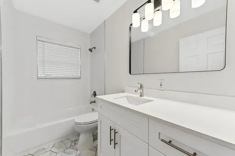 5606 NW 109th Way Coral Springs FL 33076