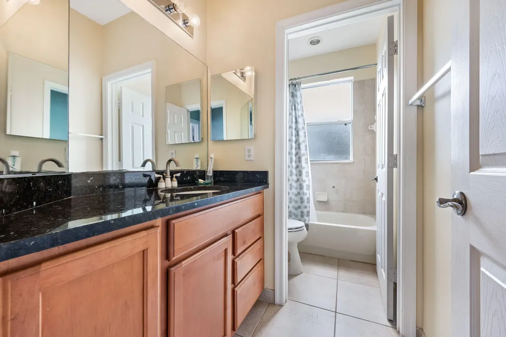 658 Cresta Circle West Palm Beach FL 33413
