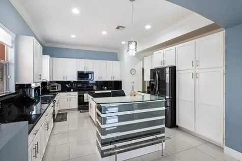 658 Cresta Circle West Palm Beach FL 33413