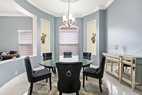658 Cresta Circle West Palm Beach FL 33413