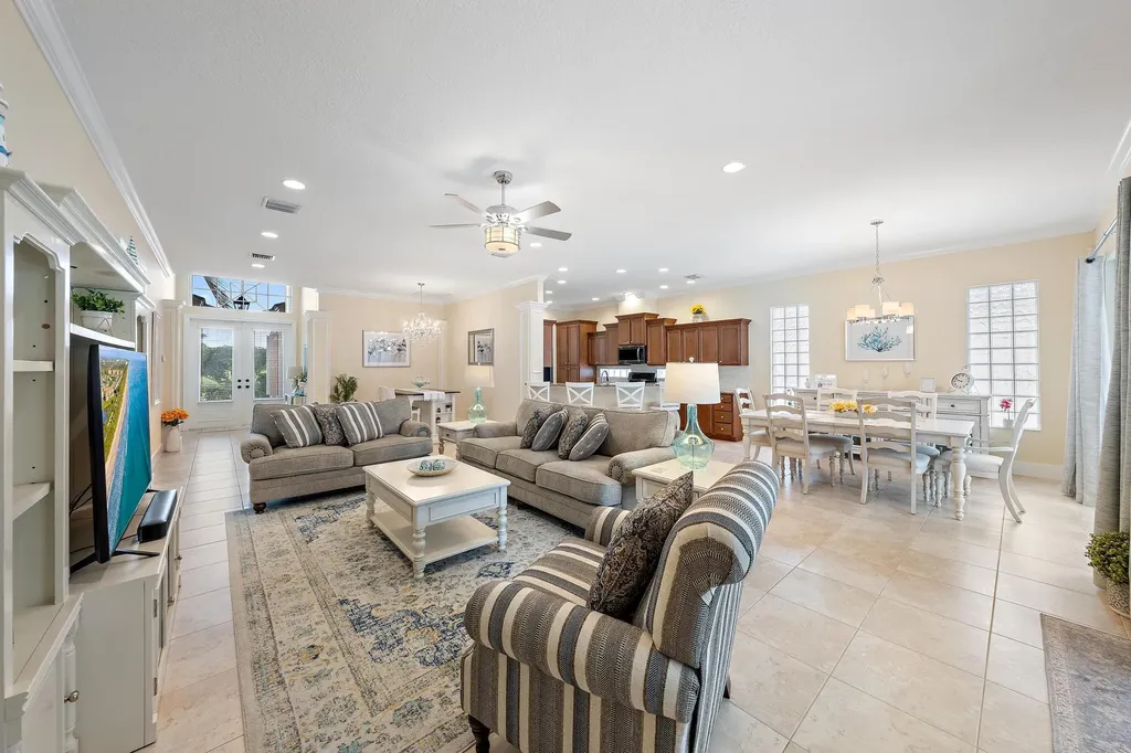 10755 La Strada West Palm Beach FL 33412