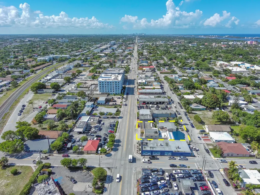 922 & 928 S Dixie Highway Lake Worth Beach FL 33462