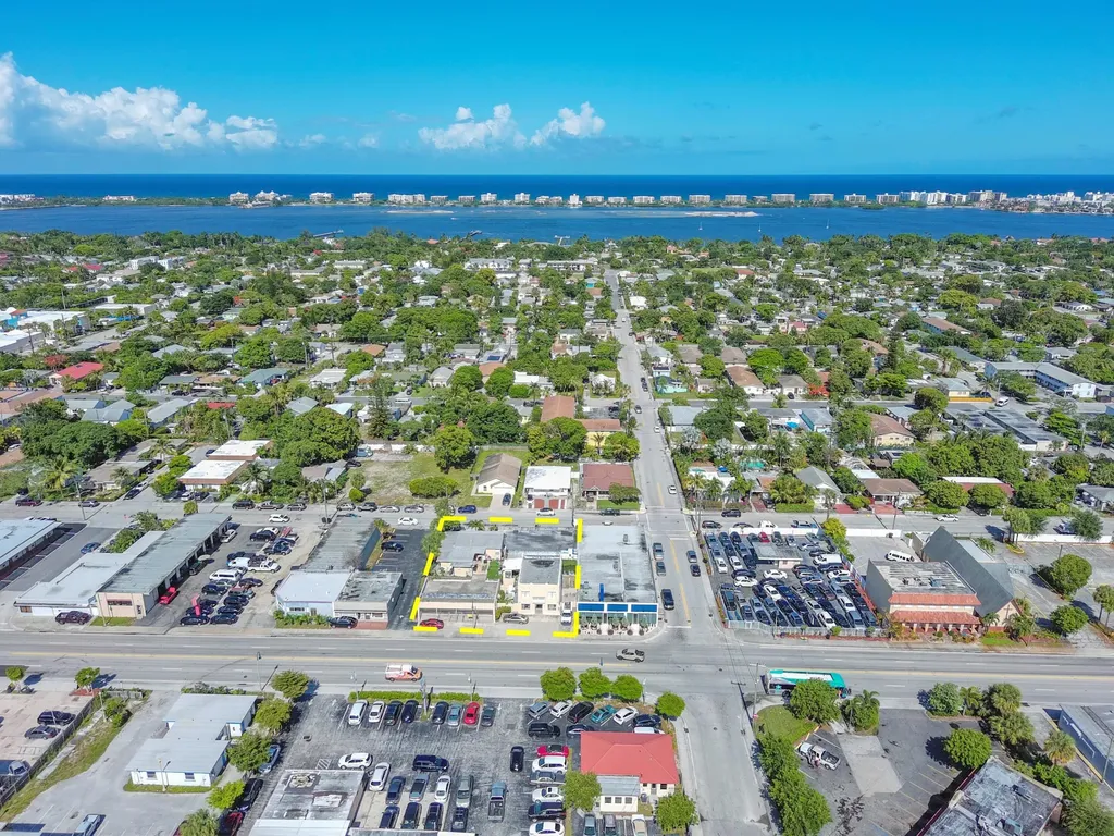 922 & 928 S Dixie Highway Lake Worth Beach FL 33462