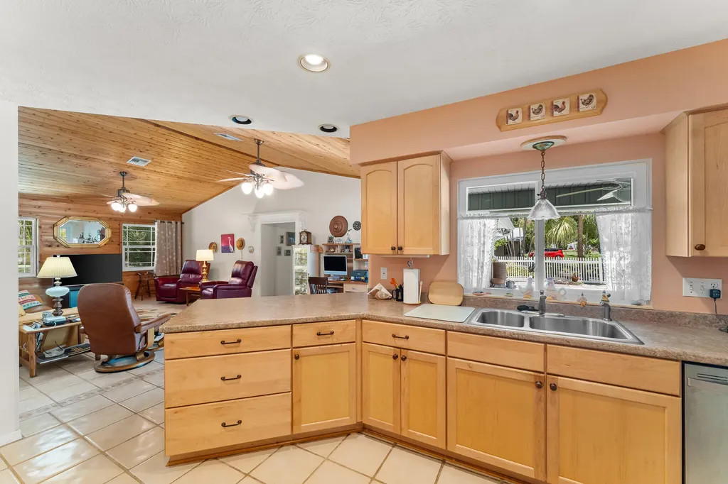 1653 SW 85th Terrace Stuart FL 34997