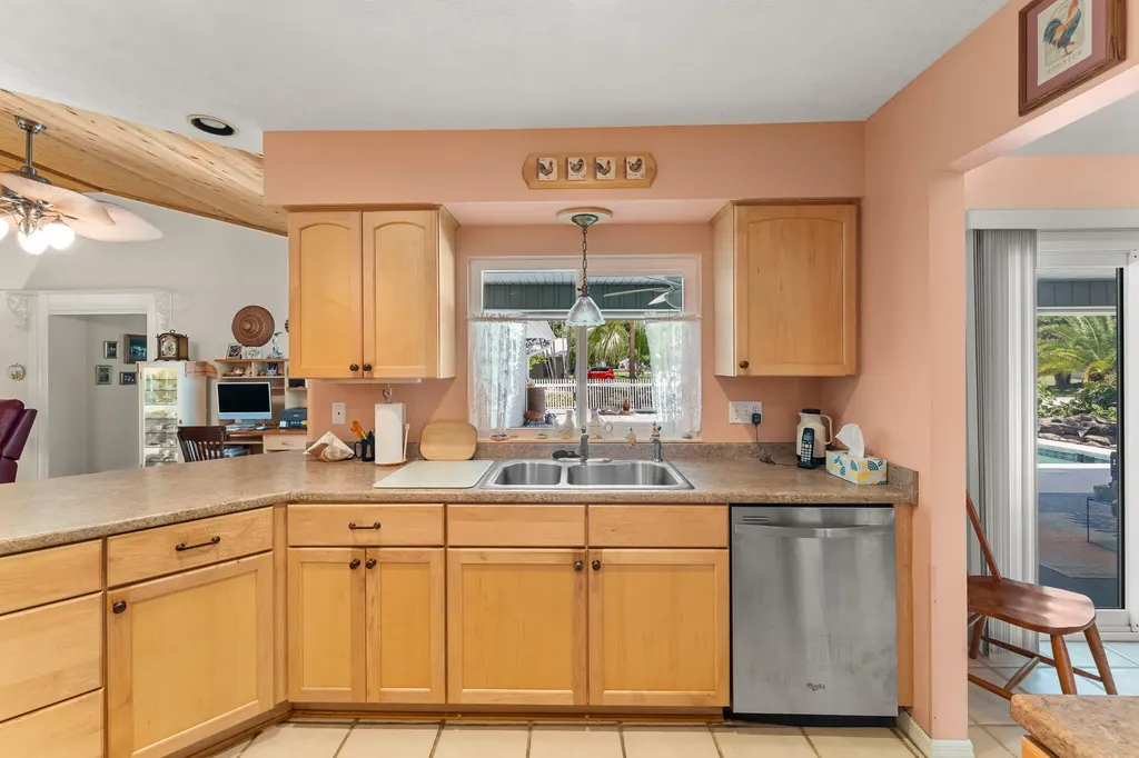 1653 SW 85th Terrace Stuart FL 34997