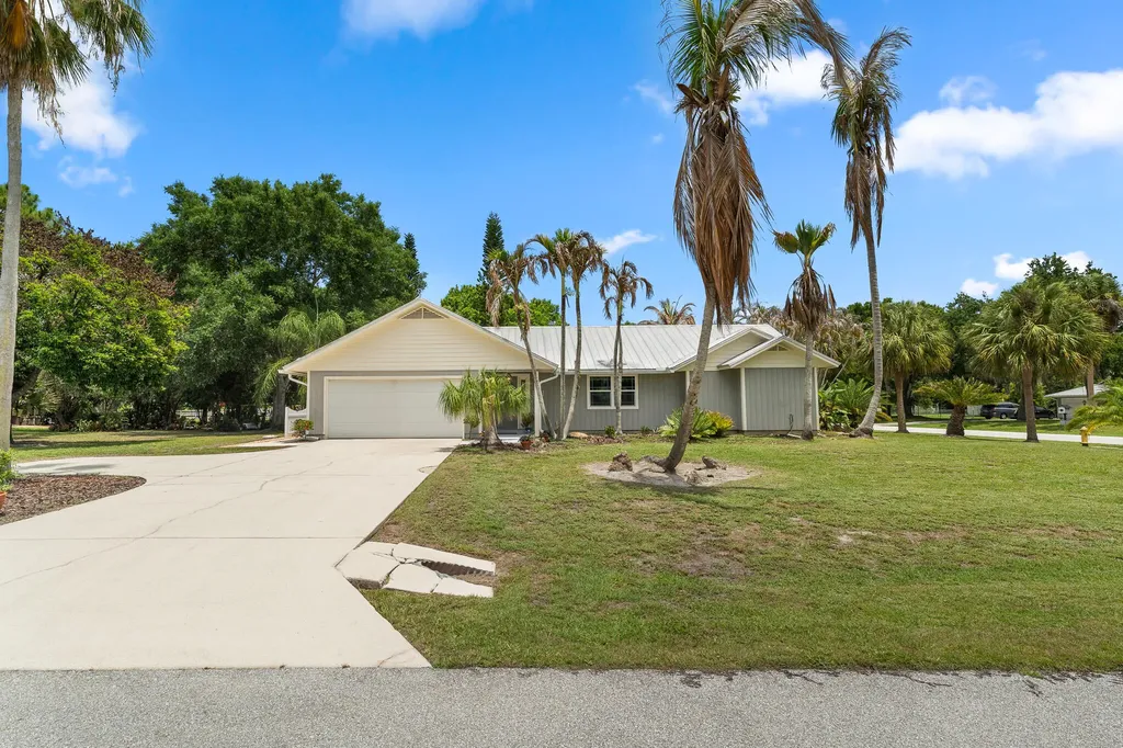 1653 SW 85th Terrace Stuart FL 34997