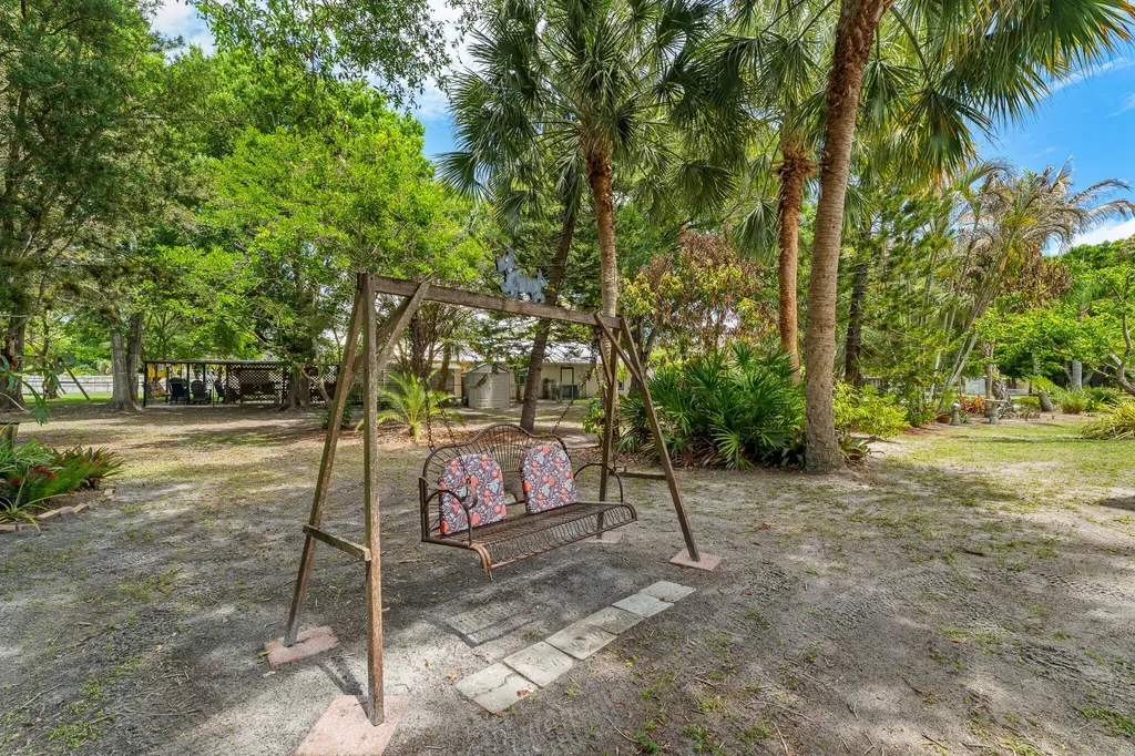 1653 SW 85th Terrace Stuart FL 34997