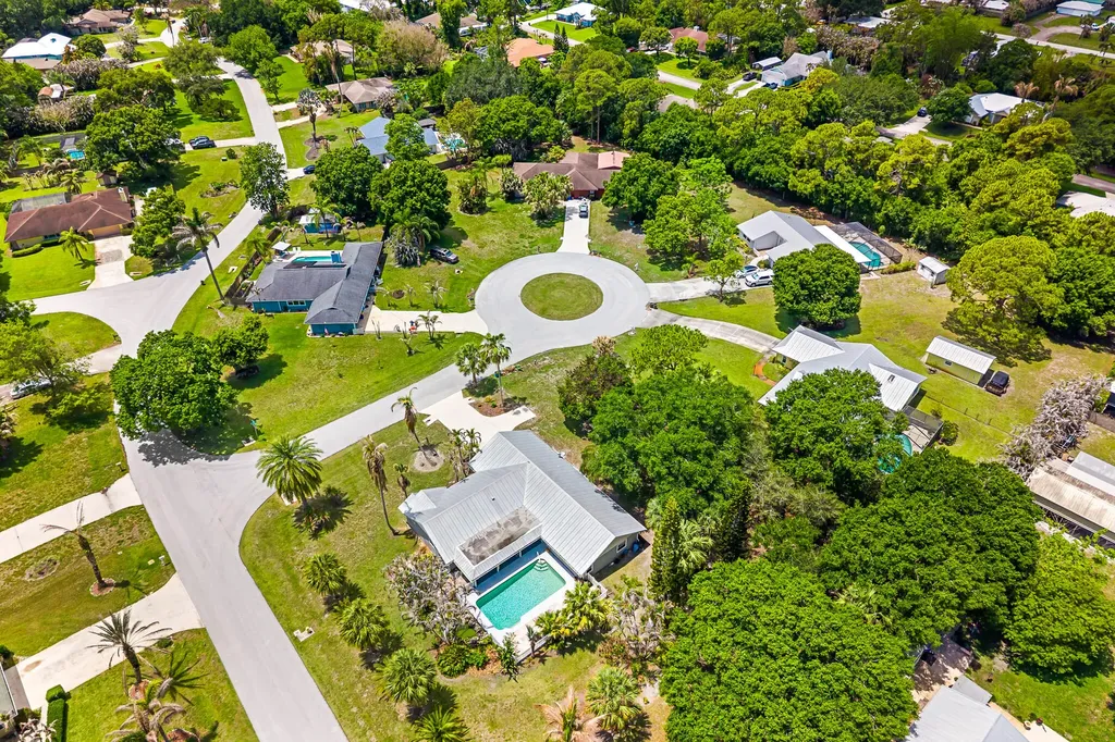 1653 SW 85th Terrace Stuart FL 34997