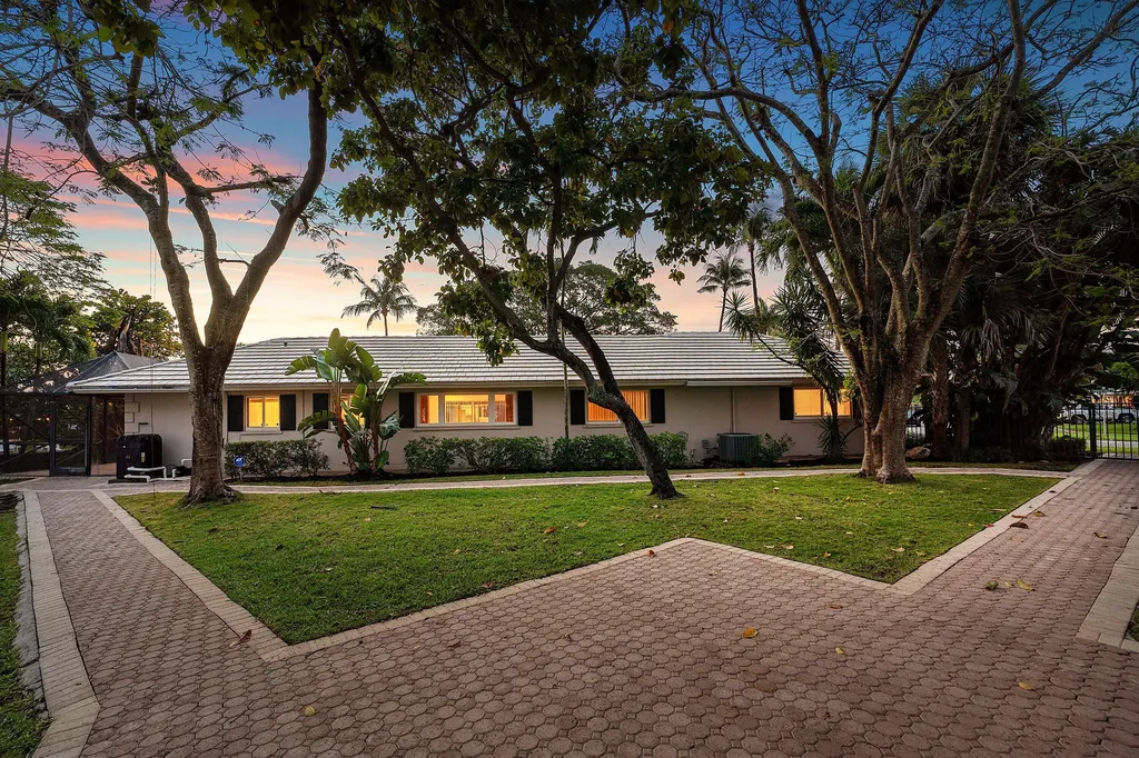 770 Peachtree Lane Boca Raton FL 33486