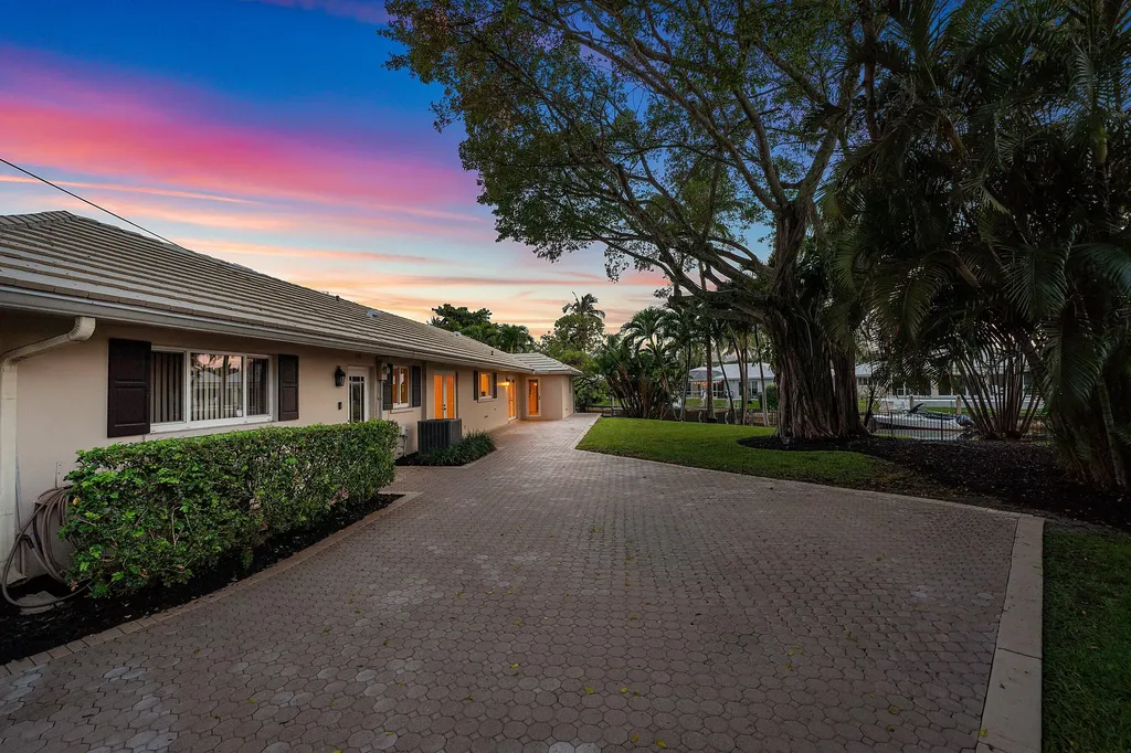 770 Peachtree Lane Boca Raton FL 33486