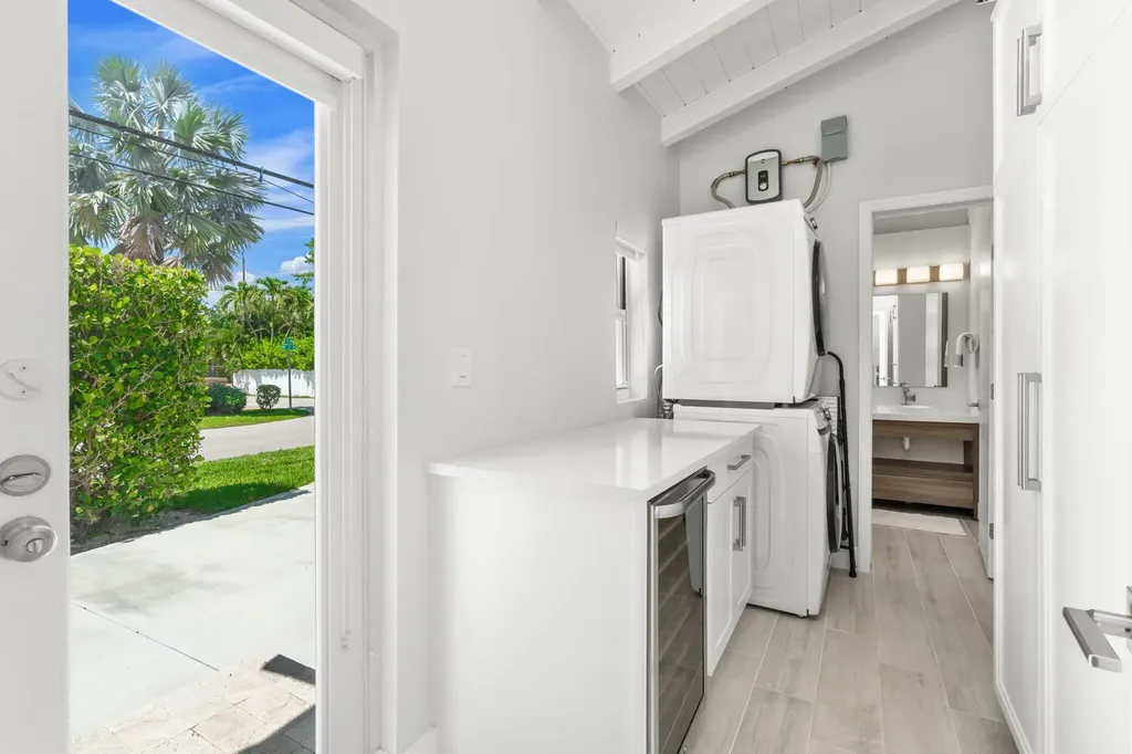648 NE 17th Avenue Fort Lauderdale FL 33304
