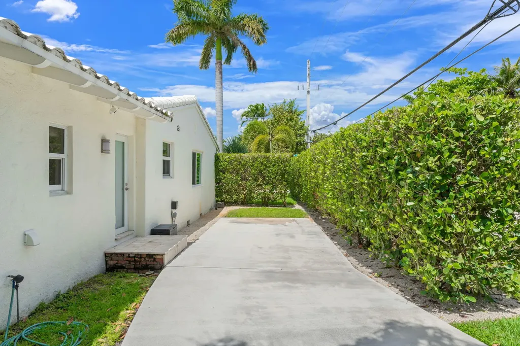648 NE 17th Avenue Fort Lauderdale FL 33304