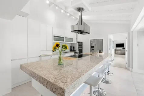 648 NE 17th Avenue Fort Lauderdale FL 33304