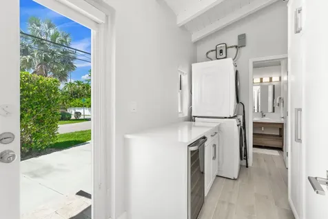 648 NE 17th Avenue Fort Lauderdale FL 33304