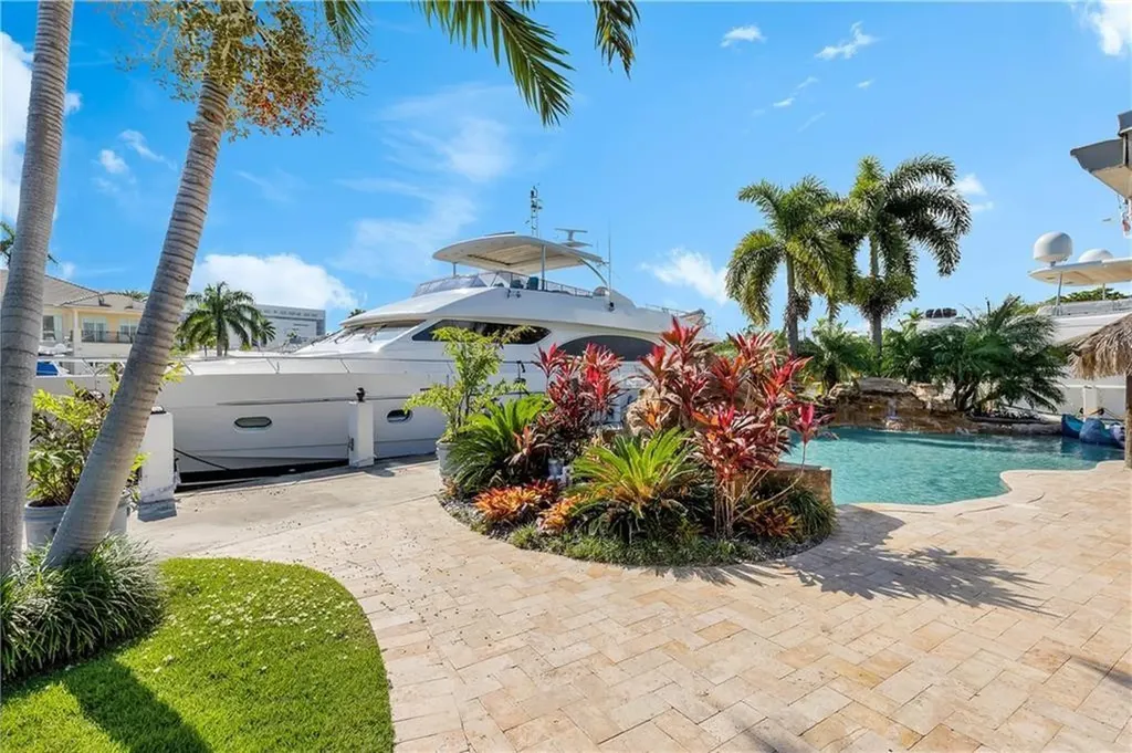 1436 SE 13th Street Fort Lauderdale FL 33316