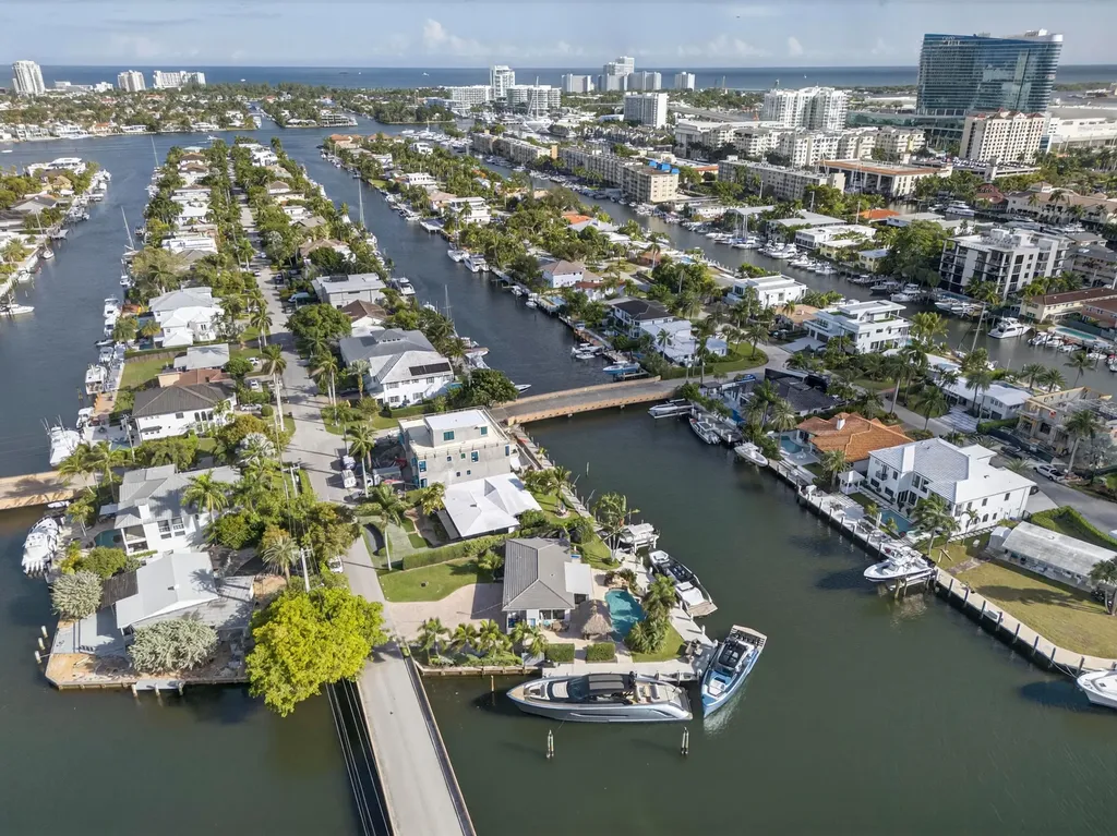 1436 SE 13th Street Fort Lauderdale FL 33316