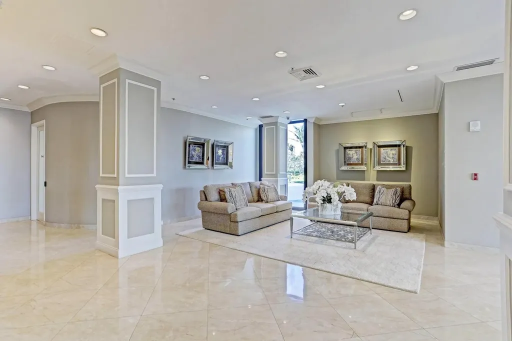 5510 N Ocean Drive Singer Island FL 33404