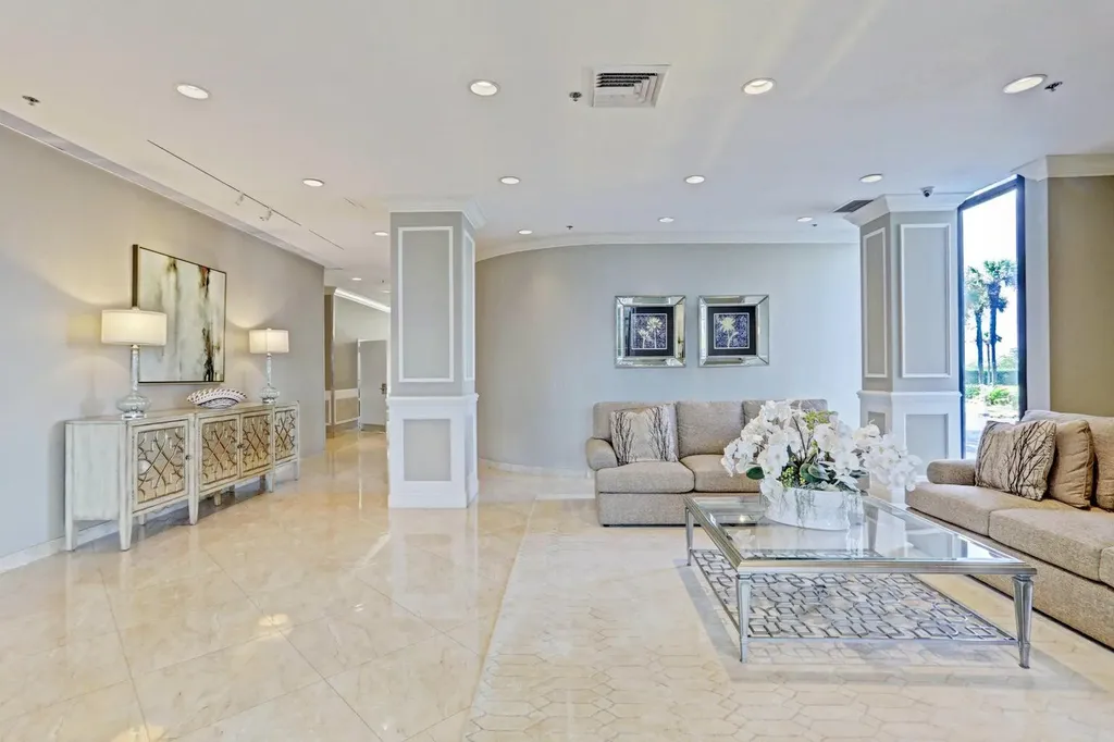 5510 N Ocean Drive Singer Island FL 33404
