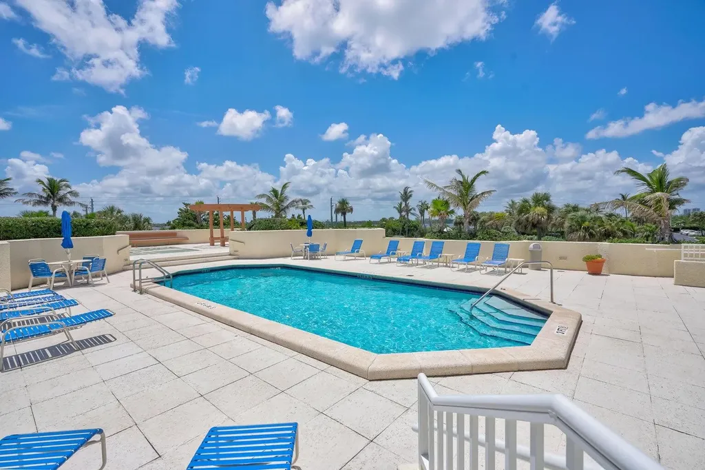 5510 N Ocean Drive Singer Island FL 33404
