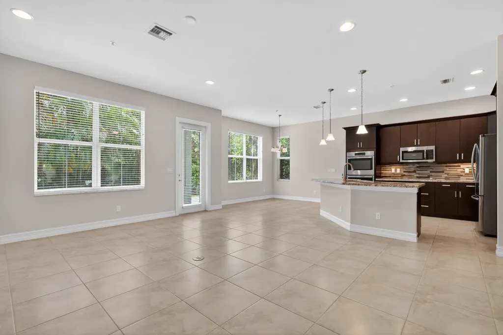 1950 Juno Landing Lane North Palm Beach FL 33408