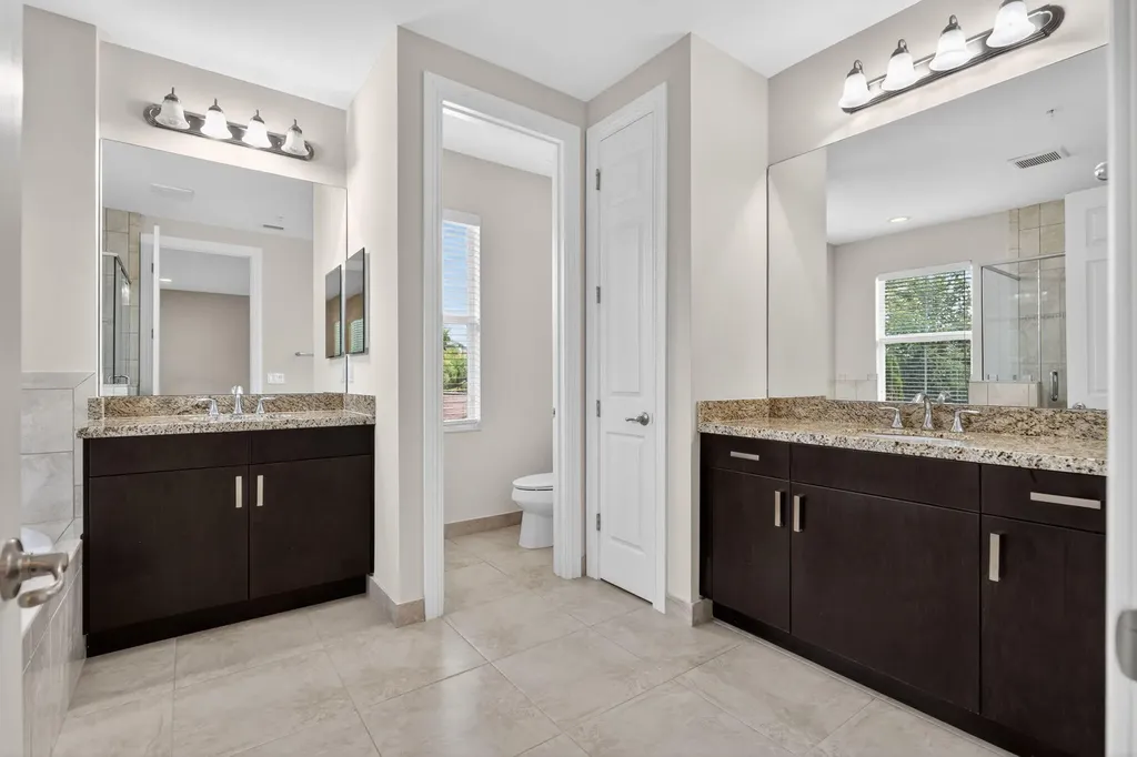 1950 Juno Landing Lane North Palm Beach FL 33408