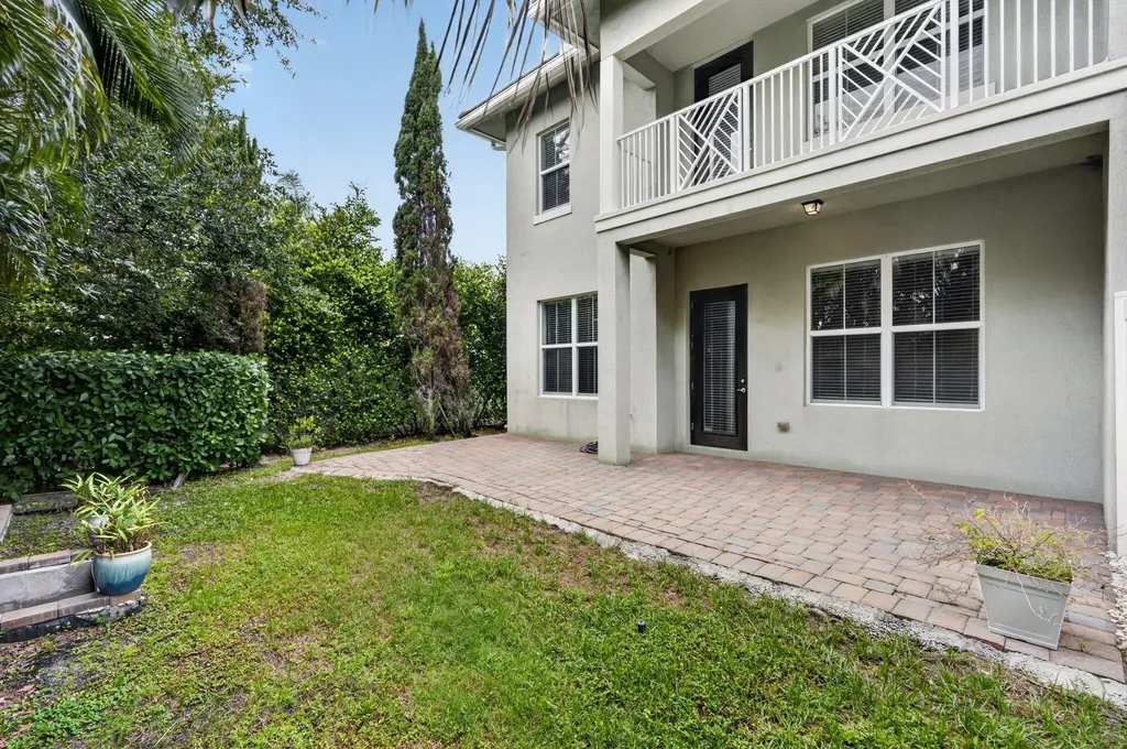 1950 Juno Landing Lane North Palm Beach FL 33408