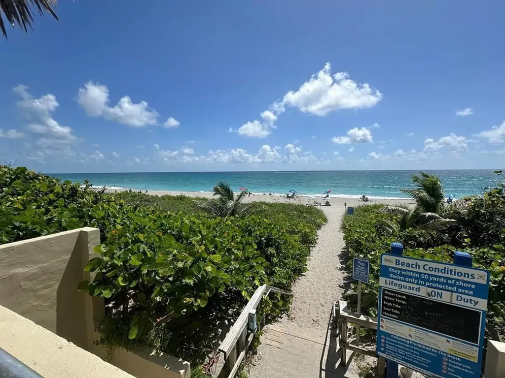 1950 Juno Landing Lane North Palm Beach FL 33408