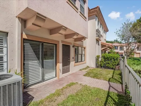 4712 Grand Cypress Circle N Coconut Creek FL 33073