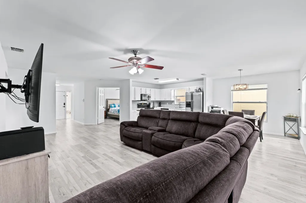 1288 Waterway Cove Drive Wellington FL 33414