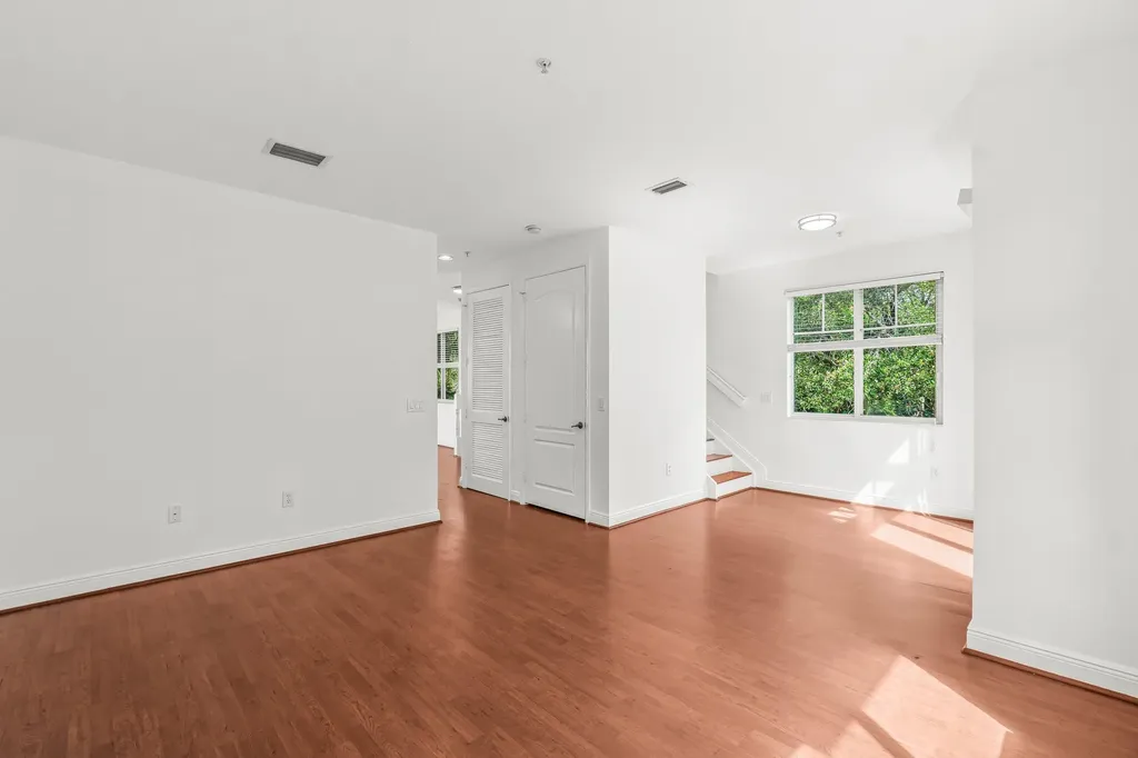 3830 NW 5th Terrace Boca Raton FL 33431
