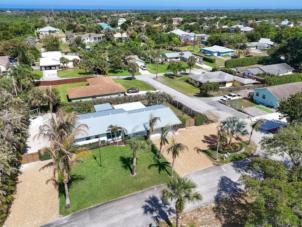 12890 SE Circle Drive Hobe Sound FL 33455