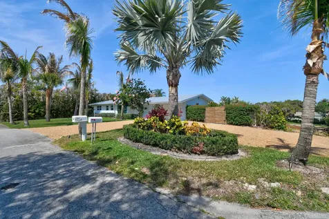 12890 SE Circle Drive Hobe Sound FL 33455