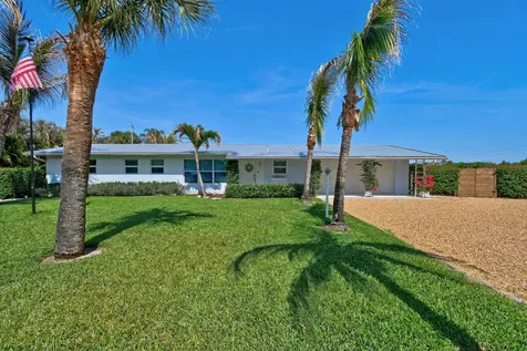12890 SE Circle Drive Hobe Sound FL 33455