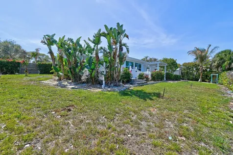 12890 SE Circle Drive Hobe Sound FL 33455