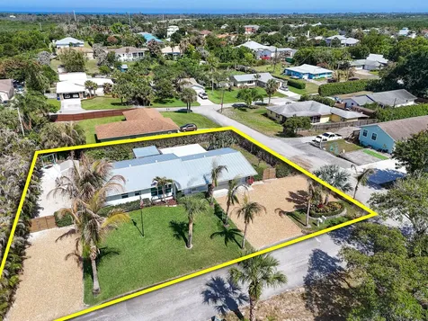 12890 SE Circle Drive Hobe Sound FL 33455