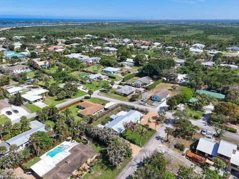 12890 SE Circle Drive Hobe Sound FL 33455