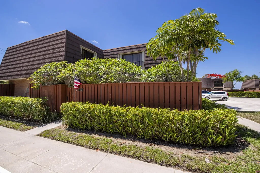 1913 19th Court Jupiter FL 33477
