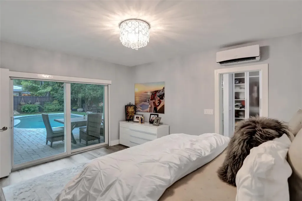 2051 NE 59th Court Fort Lauderdale FL 33308