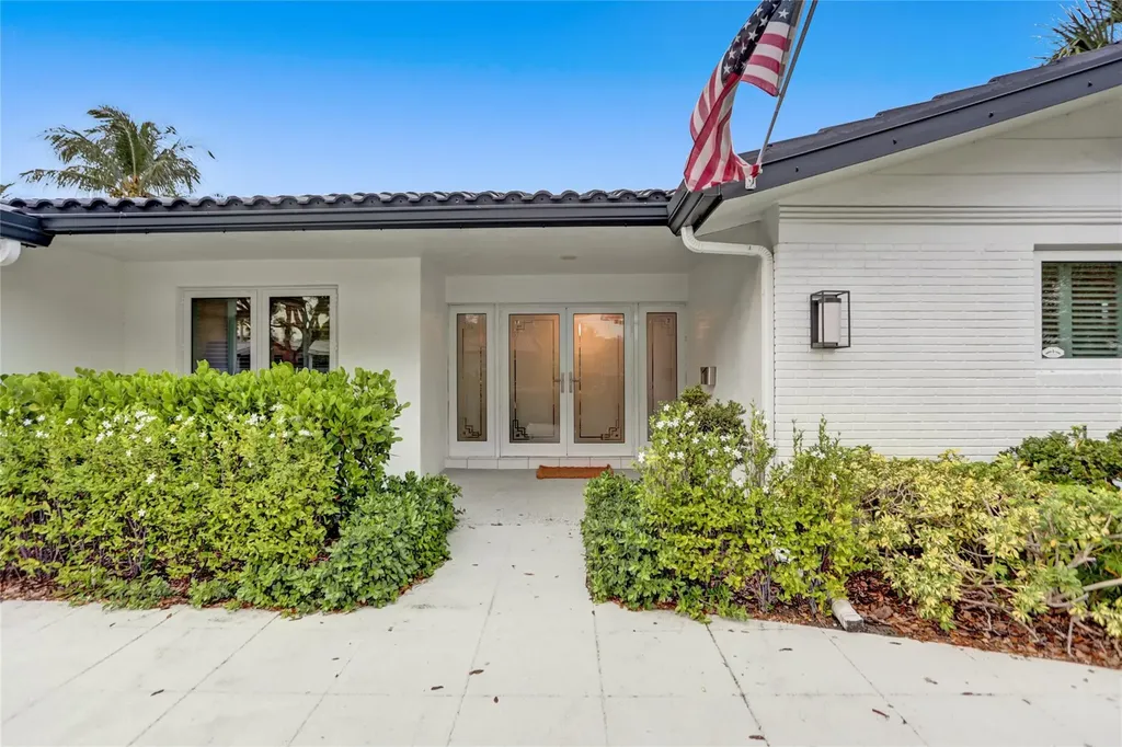 2051 NE 59th Court Fort Lauderdale FL 33308