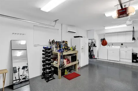 2051 NE 59th Court Fort Lauderdale FL 33308